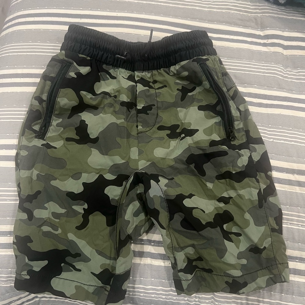 Boys gap shorts